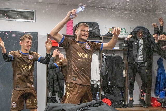 主优化词-湖北队力挫强敌赢得信心